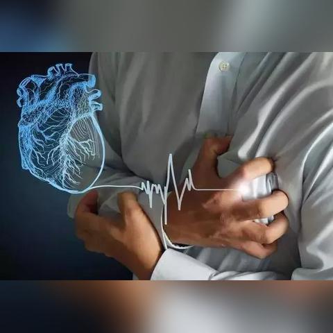 突发胸痛放射到背部，胸痛辐射到后背 